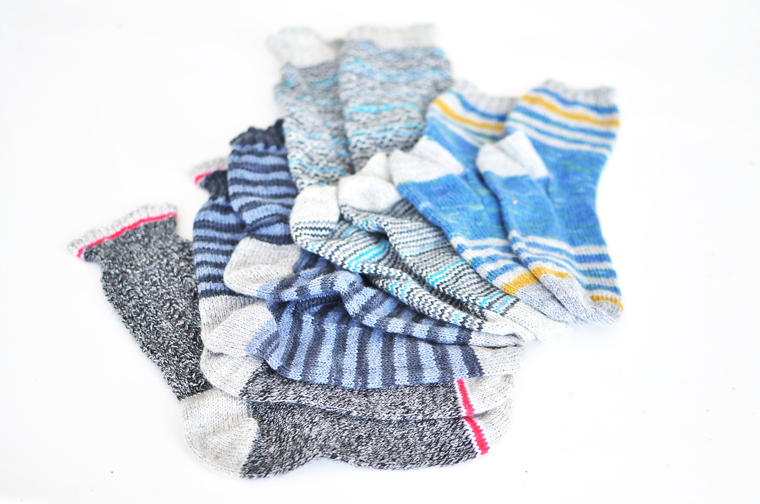 Socks on knittingtherapy blog, by La Maison Rililie