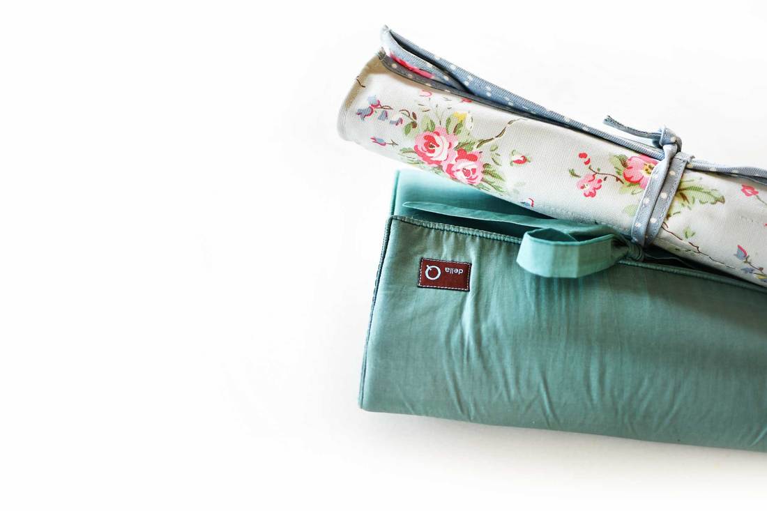 DellaQ Knitting Needle case review @knittingtherapy blog by La Maison Rililie